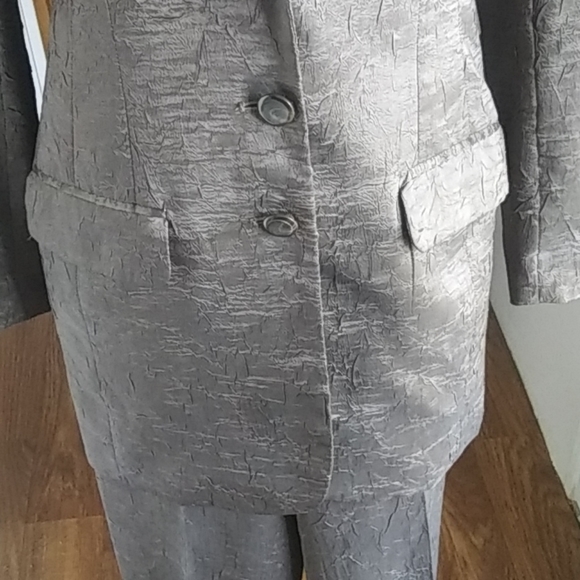 💯Formal Suit size 2 - Picture 4 of 8